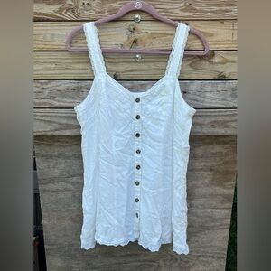 Torrid White Flowy Tank Top Size 00 Large 10